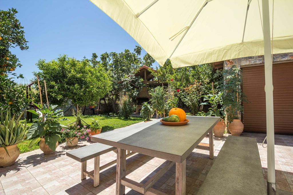 Erodios Villas 1 Gerani  Bagian luar foto