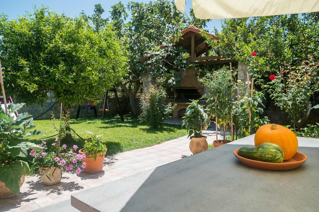 Erodios Villas 1 Gerani  Bagian luar foto