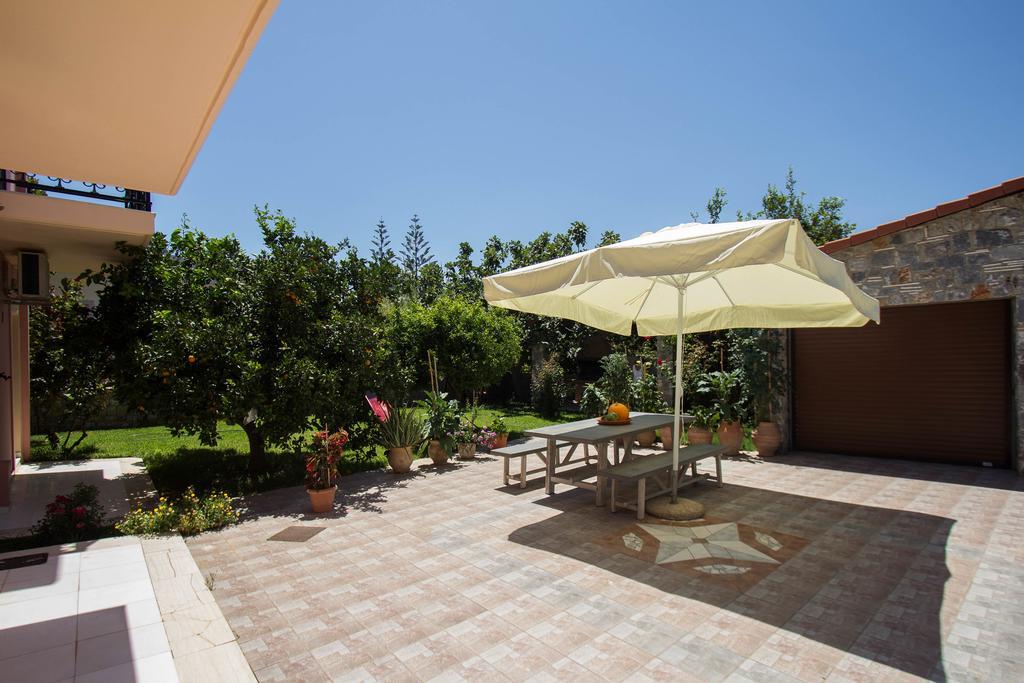 Erodios Villas 1 Gerani  Bagian luar foto