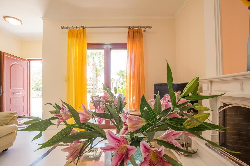 Erodios Villas 1 Gerani  Bagian luar foto