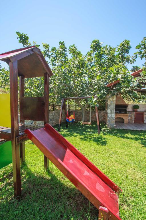 Erodios Villas 1 Gerani  Bagian luar foto
